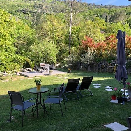 Studio Calme Et Agreable Avec Acces Jardin Partage Le Bar-sur-Loup Екстер'єр фото