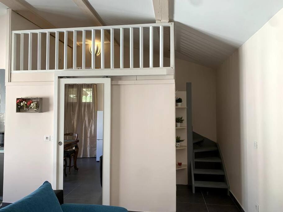 Studio Calme Et Agreable Avec Acces Jardin Partage Le Bar-sur-Loup Екстер'єр фото