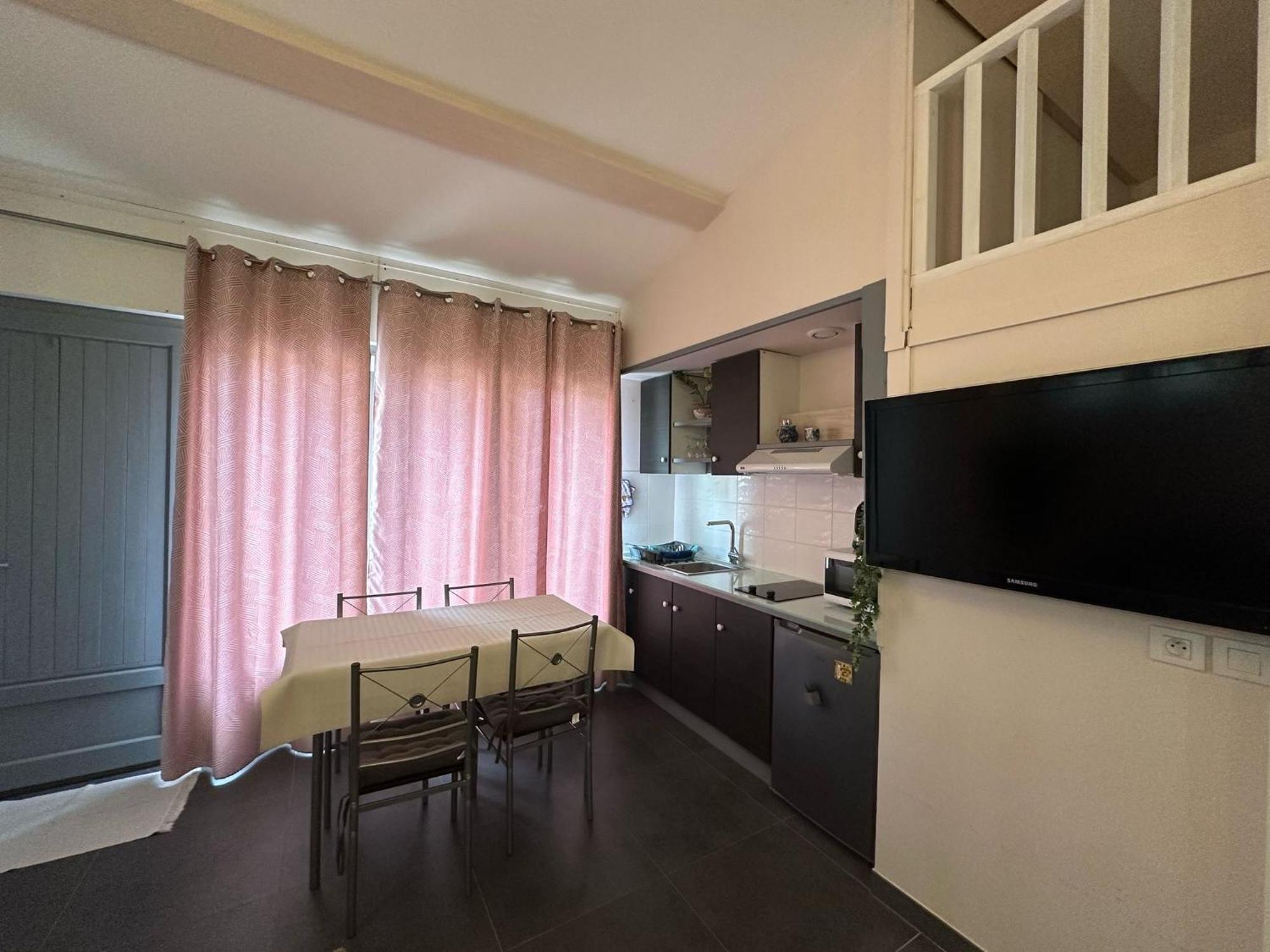 Studio Calme Et Agreable Avec Acces Jardin Partage Le Bar-sur-Loup Екстер'єр фото